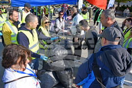 Варна - Кампания за събиране на капачки "Аз Вярвам и Помагам"