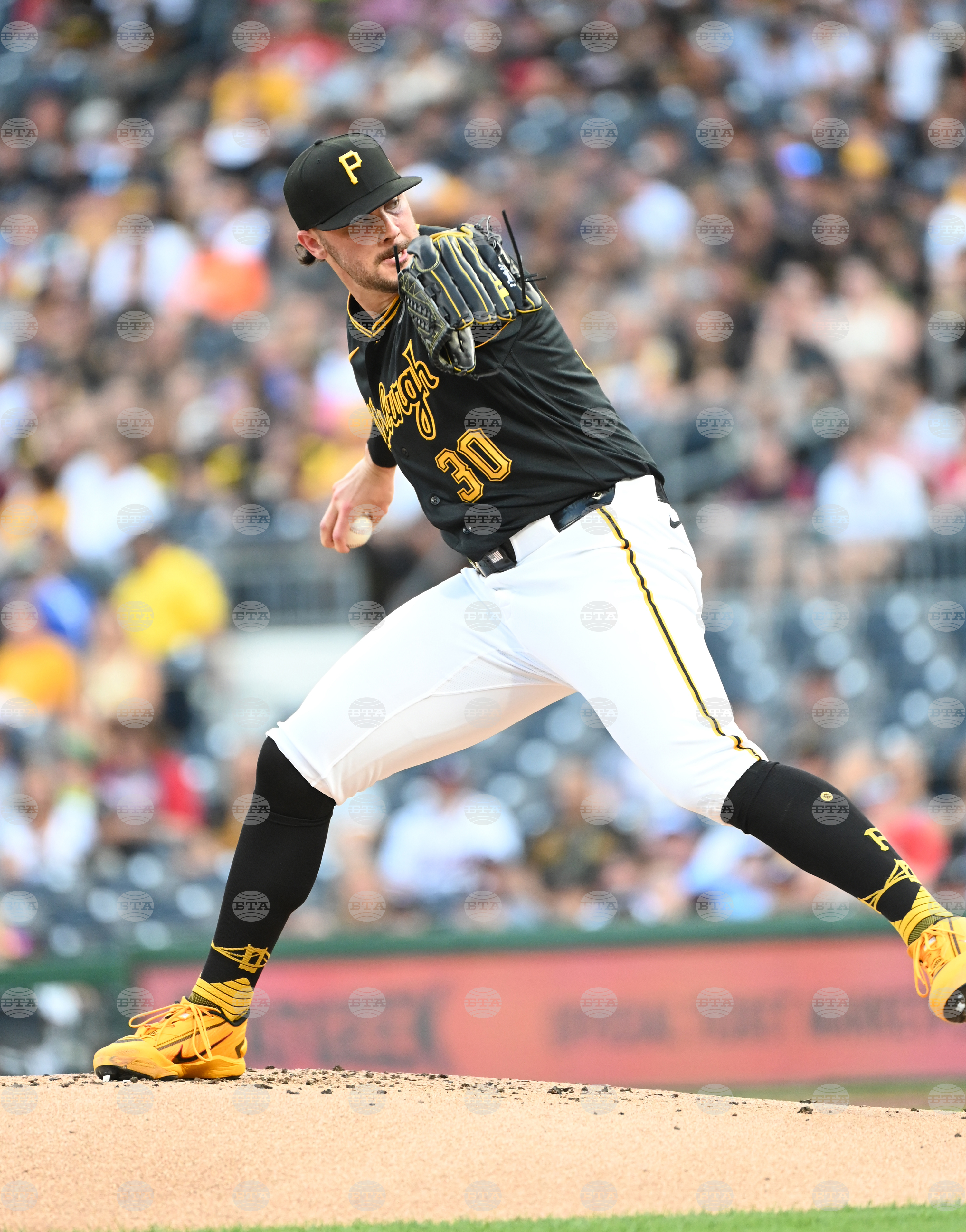 Braves Pirates Baseball