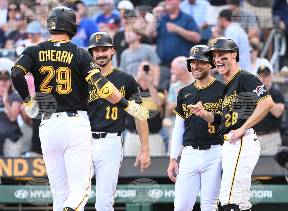 Braves Pirates Baseball