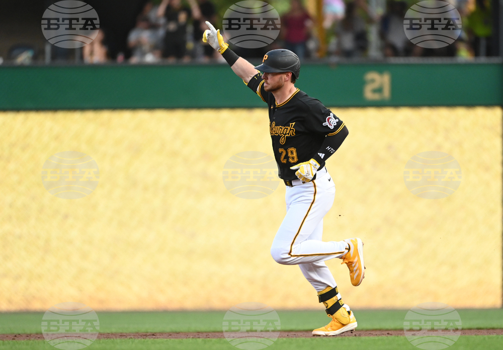 Braves Pirates Baseball