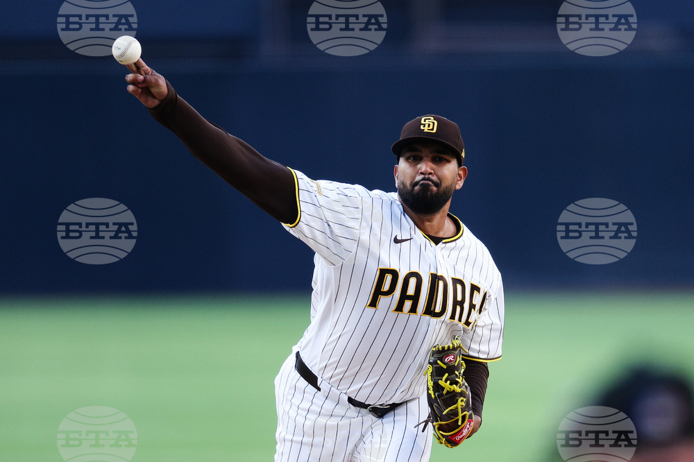 Diamondbacks Padres Baseball
