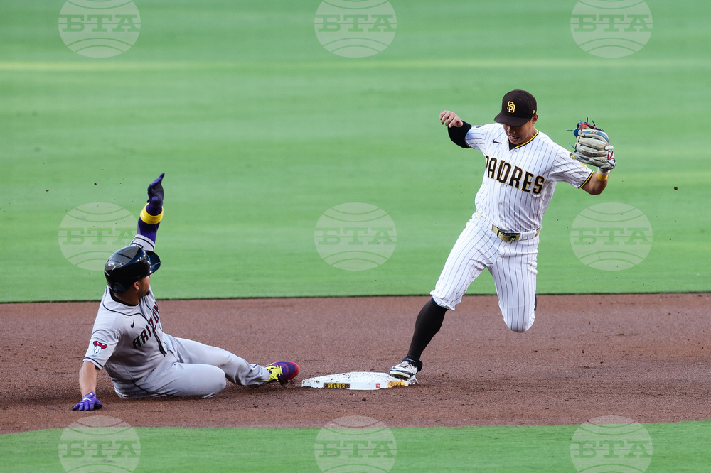 Diamondbacks Padres Baseball