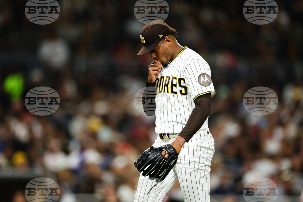 Diamondbacks Padres Baseball