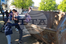 Разград - Бонбони за смет - акция