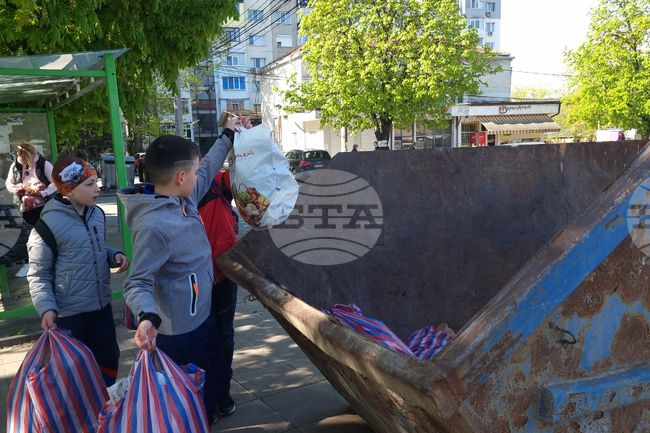 Разград - Бонбони за смет - акция