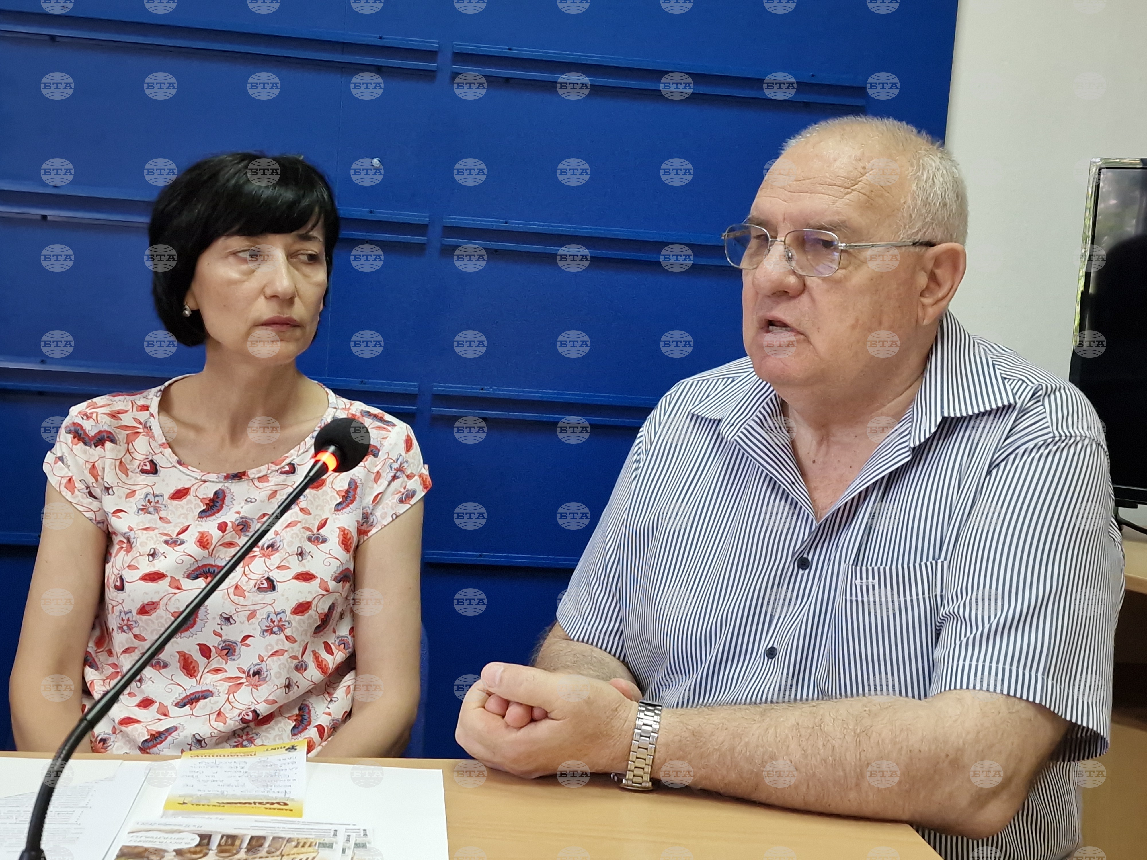 Регионалната библиотека във Велико Търново започна кампания, посветена на 200 години от рождението на нейния патрон Петко Славейков