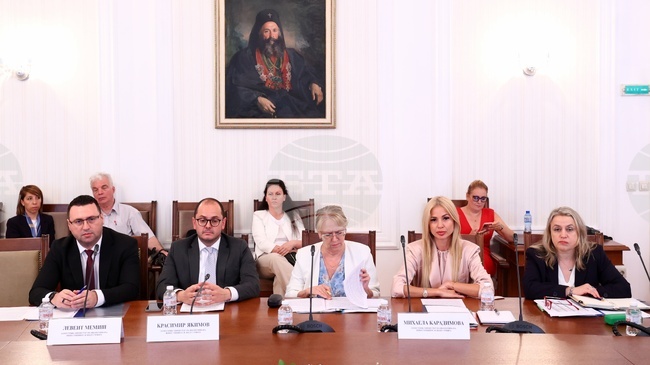 Парламентарната комисията по икономическа политика прие на първо четене промени в Закона за защита на потребителите
