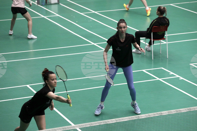 Бадминтон - държавно отборно първенство - двойки жени