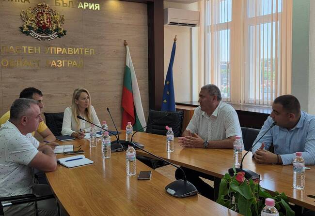 Областният управител проведе работна среща с ръководството на ЕРП Север за въпроси, свързани с електроразпределителната мрежа в област Разград