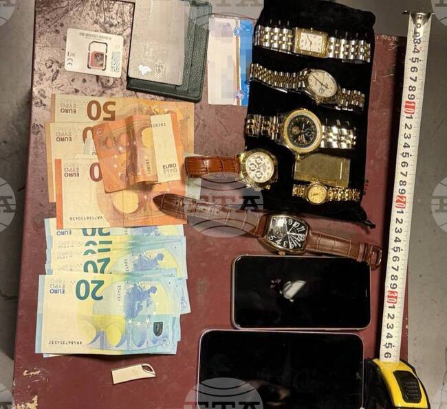 Полицията в Пловдив разкри и задържа извършител на крупна взломна кражба в пловдивското село Белащица, съобщиха от полицията 