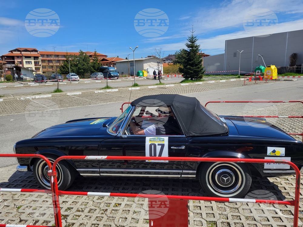 Самоков - ретро коли - демонстрация