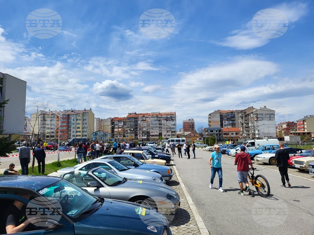 Самоков - ретро коли - демонстрация