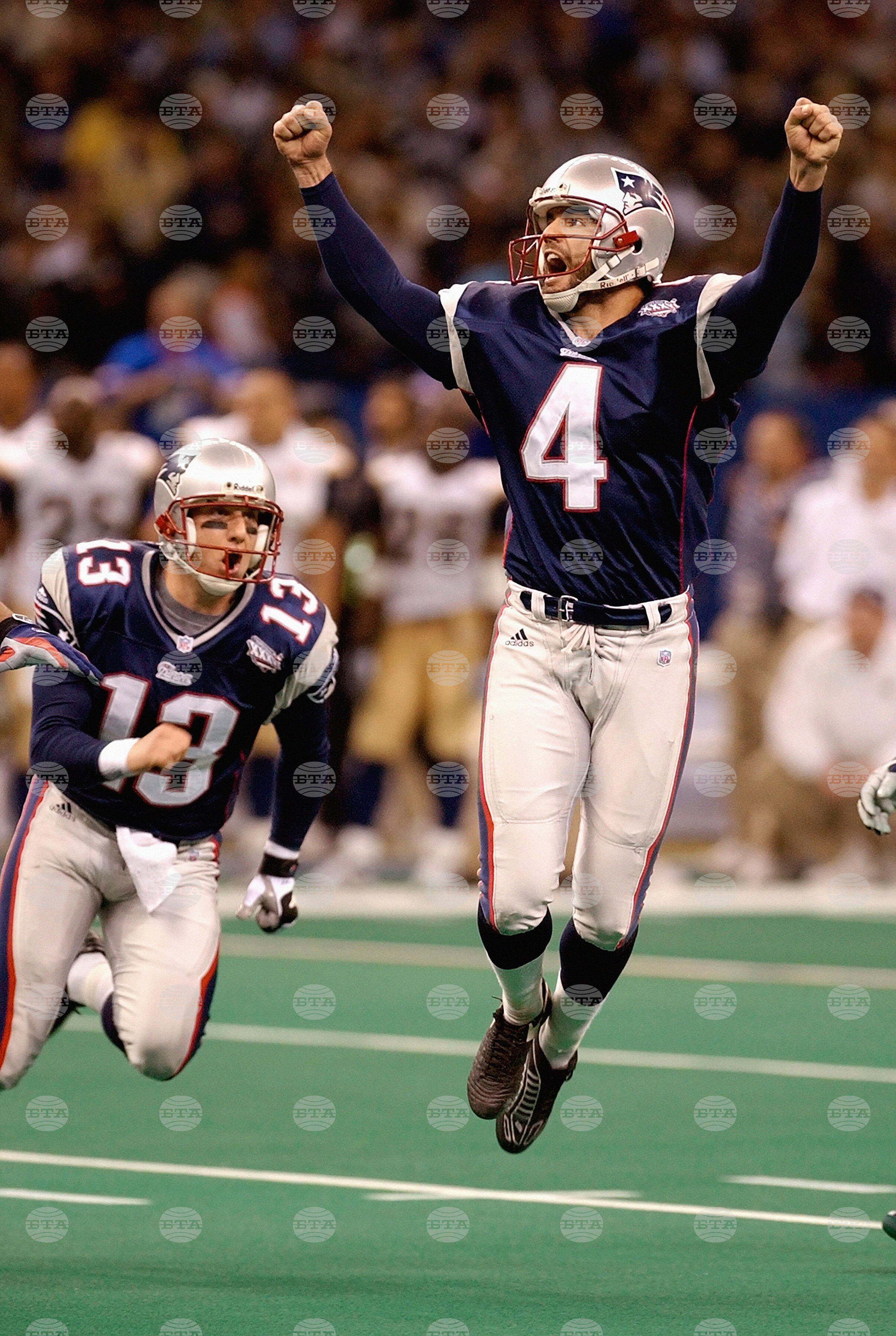 Adam Vinatieri Football