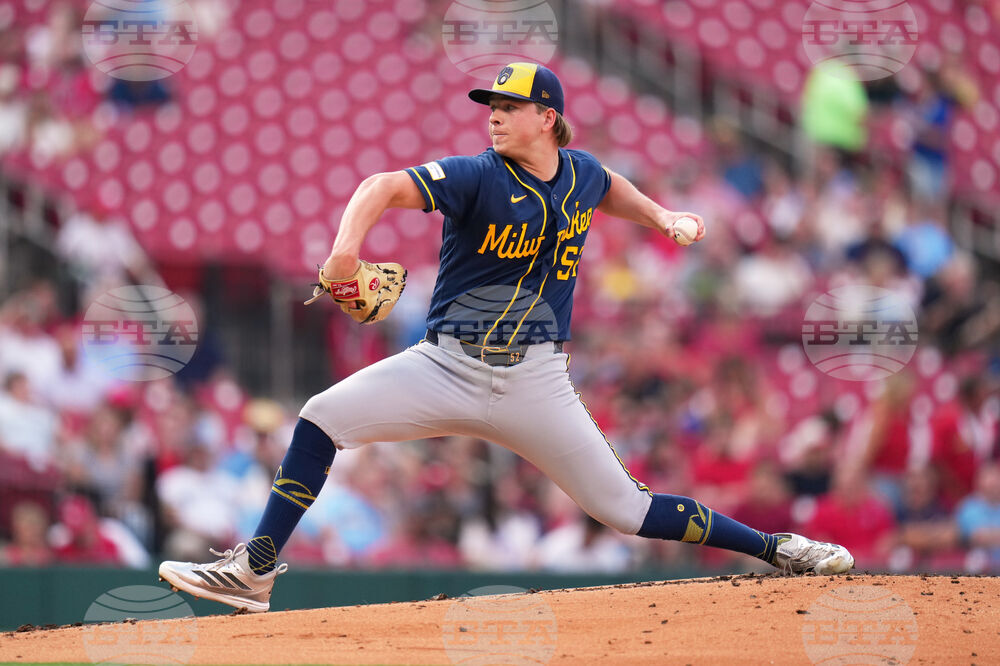 Brewers Cardinals Baseball