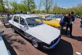 Румъния - автомобили - ретро парад