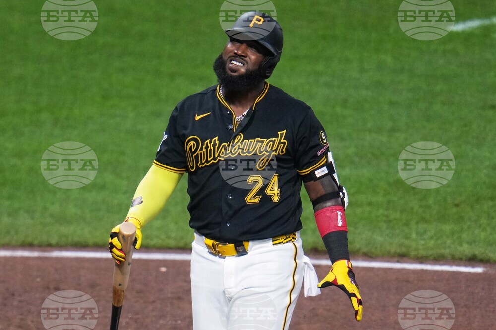Braves Pirates Baseball