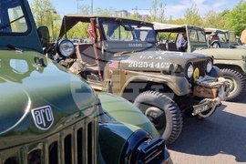 Румъния - автомобили - ретро парад