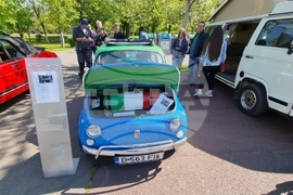 Румъния - автомобили - ретро парад