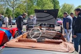 Румъния - автомобили - ретро парад