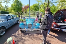 Румъния - автомобили - ретро парад