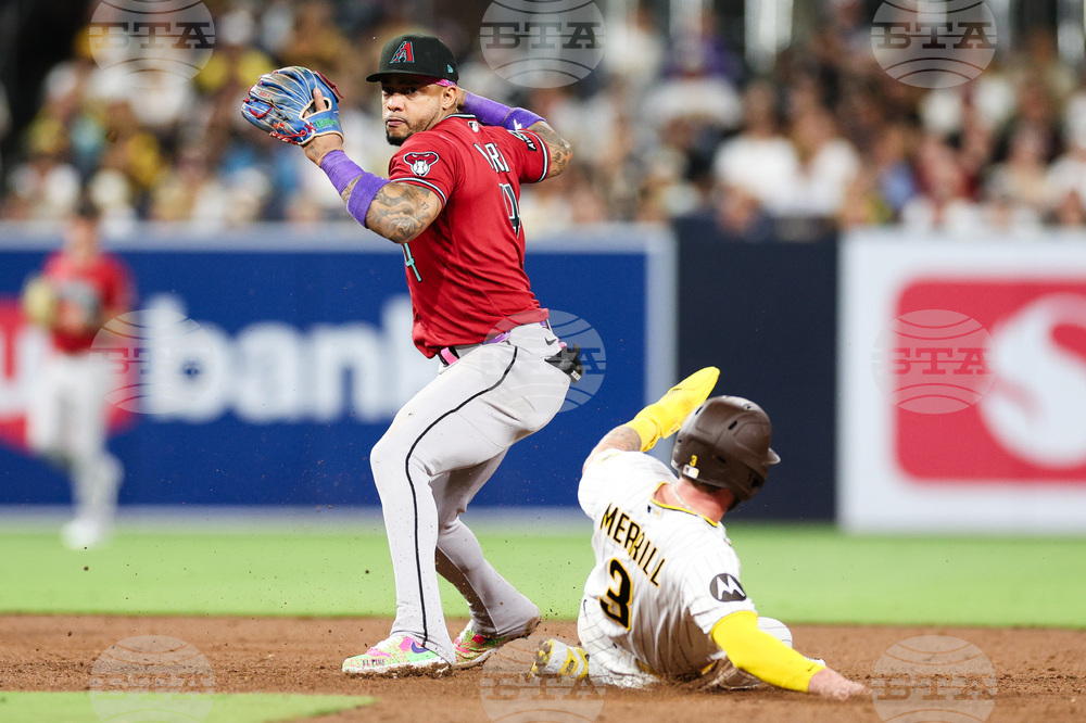 Diamondbacks Padres Baseball