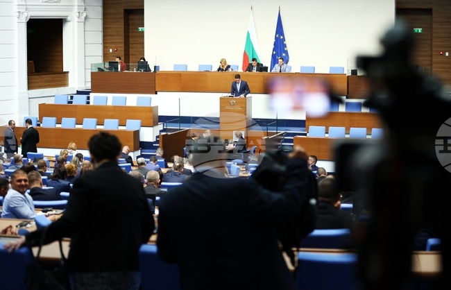 Парламентът прие окончателно промени в Закона за кредитните институции