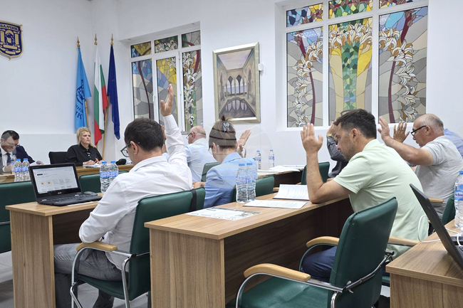 Съветниците в Балчик взеха решения, свързани с проекти, ВиК-Добрич и финансови въпроси