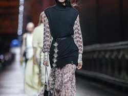South Korea Louis Vuitton Pre Fall Show 23
