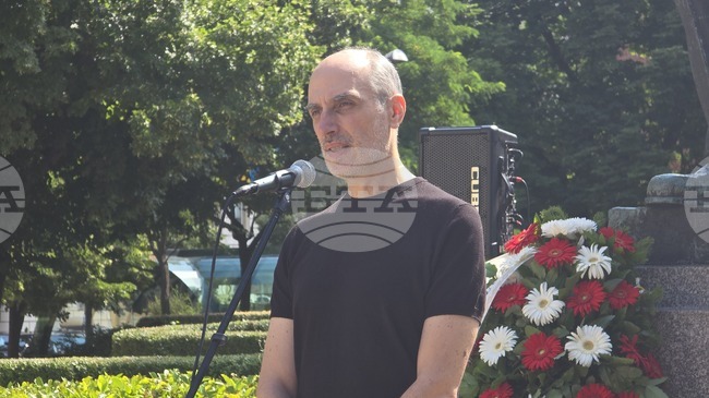 Иван Вазов е обединил в един дух, едно съзнание и една мисъл своя народ, каза Елин Иванов, внук на Елин Пелин