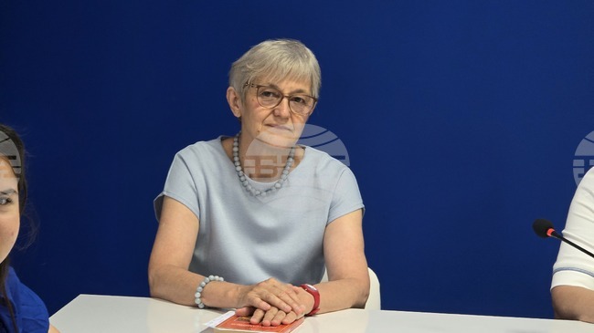 Cis moll е най-добре възприеманото от учениците произведение на Пенчо Славейков, каза учителят по български език и литература Елка Цочева