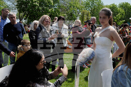 Бургас - изложение за цветя - Петер Пенцел - демонстрация