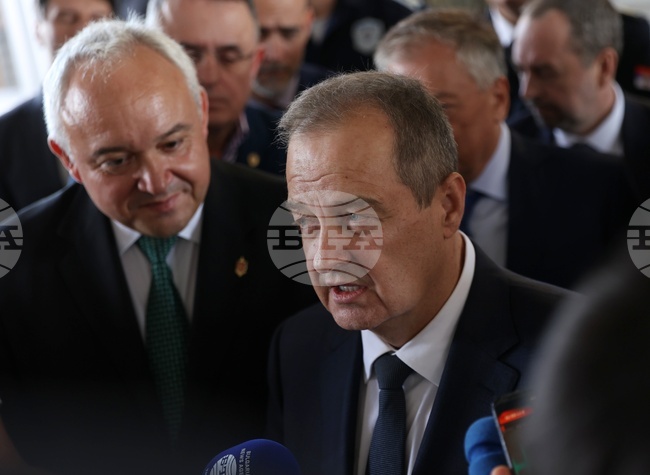 Радвам се, че имаме възможността да отворим втора част на този ГКПП „Градина-Калотина“, каза сръбският вътрешен министър Ивица Дачич