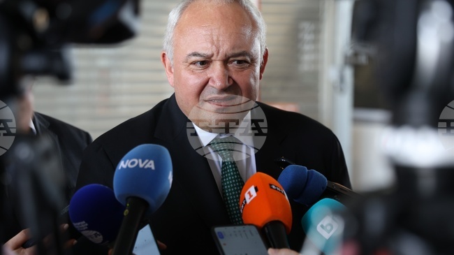 Подаването на сигнал от Калин Стоянов е индикация за „натискане на бутон“ от страна на Делян Пеевски, каза вътрешният министър Демерджиев