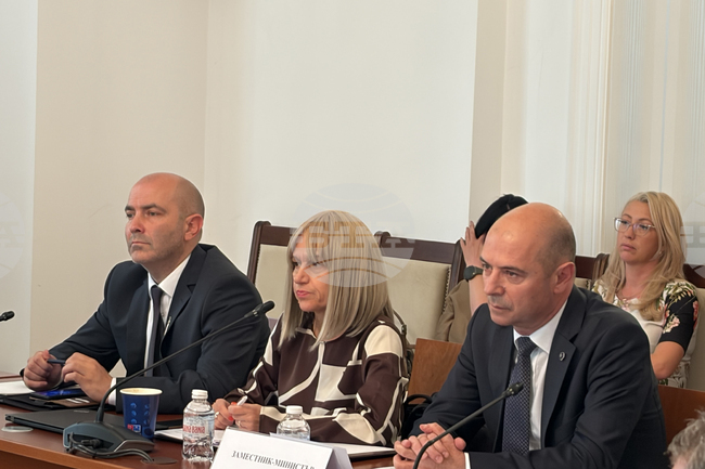Парламентарната комисия по вътрешна сигурност и обществен ред прие на първо гласуване проекта за държавния бюджет за 2026 година