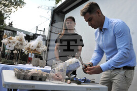 Бургас - изложение за цветя - Петер Пенцел - демонстрация