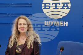 Национален пресклуб на БТА Шумен - списание ЛИК - „Неотразимата Гена“ - представяне