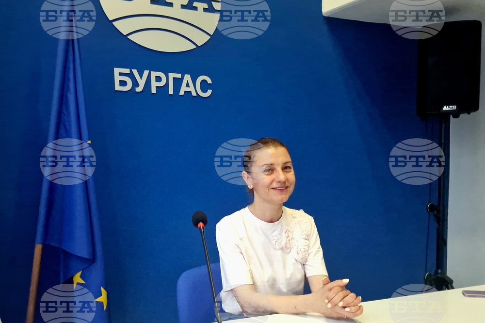 Национален пресклуб на БТА Бургас - списание ЛИК - „Неотразимата Гена“ - представяне