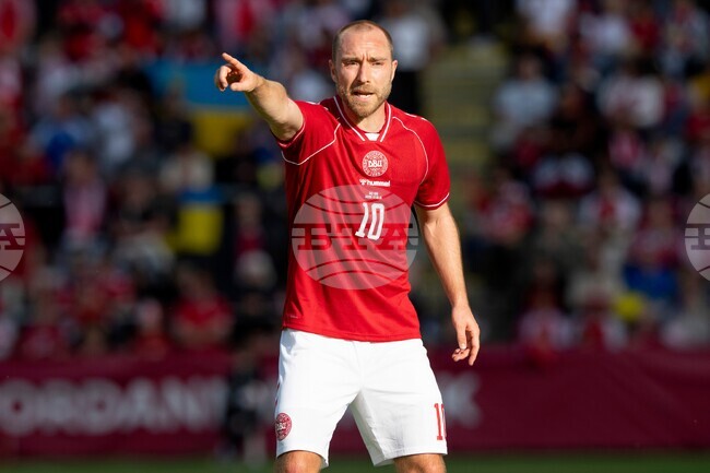Denmark Eriksen Collapse Soccer
