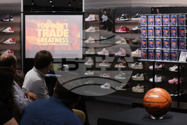 Upper Deck Extends Exclusive Relationship With Michael Jordan, Names Him As Company's First Legacy Partner