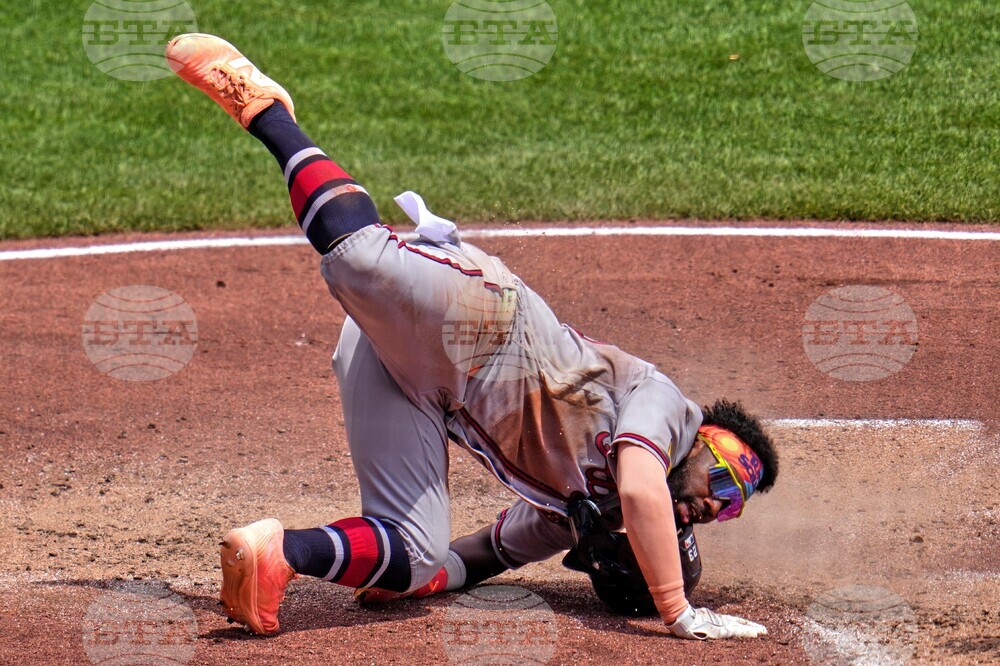 Braves Pirates Baseball