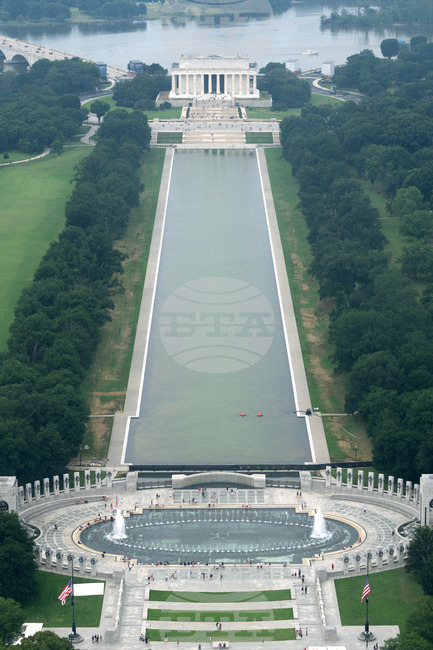 Lincoln Memorial Reflecting Pool