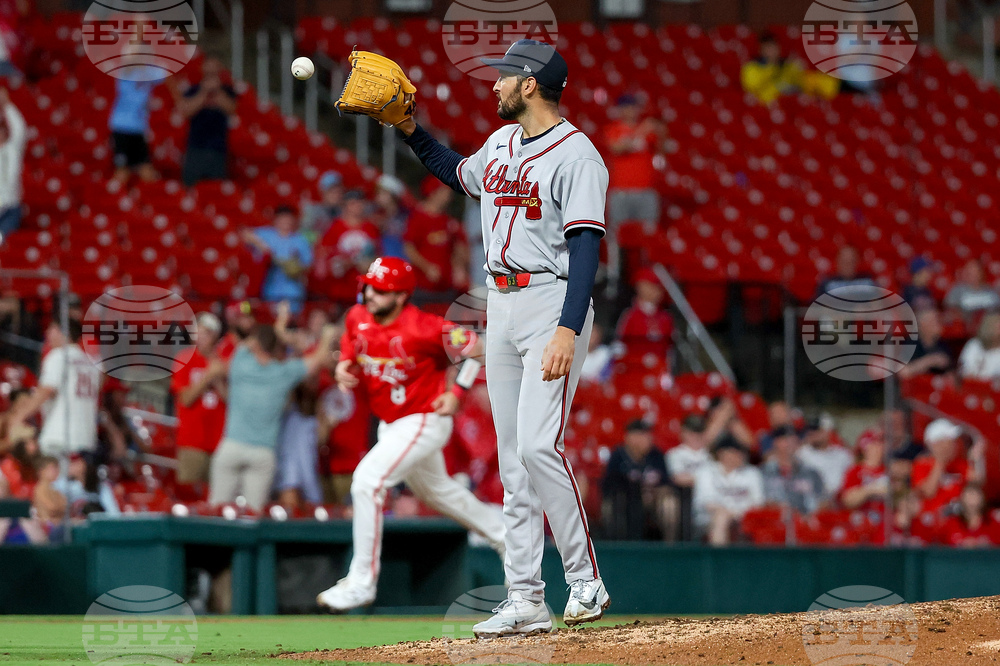 Braves Cardinals Baseball