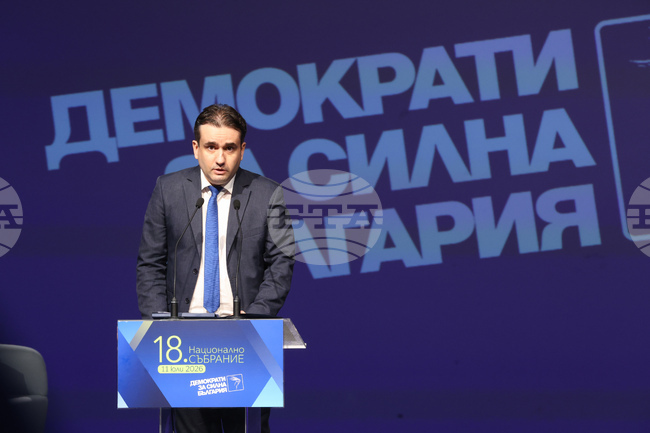 Yes, Bulgaria's Bozhanov Congratulates Kanev, Says Democratic Opposition Will Field Joint Presidential Candidate