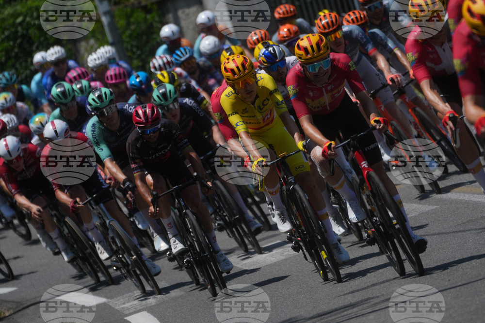 CORRECTION Cycling Tour de France