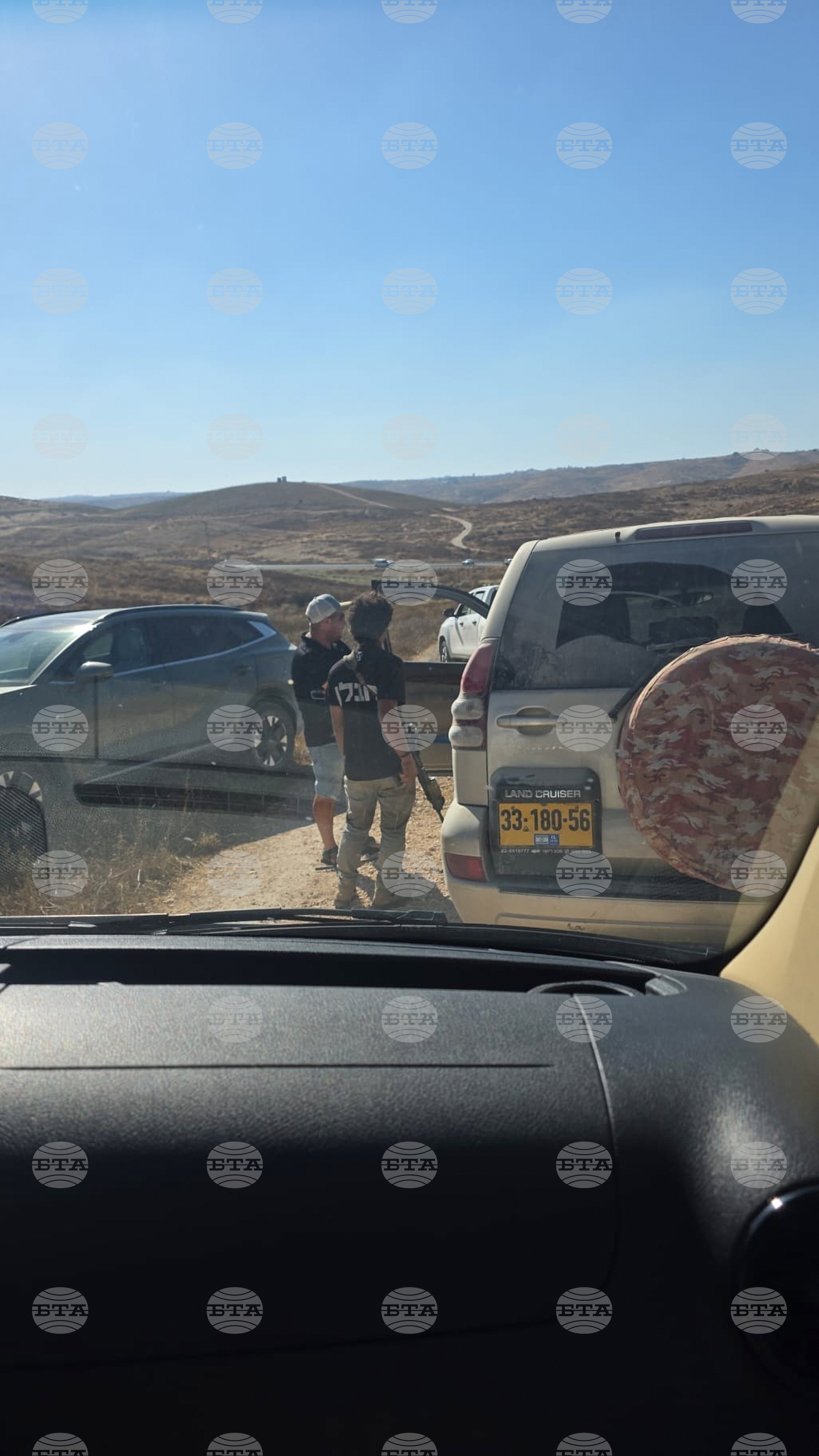 Mideast Wars-West Bank-Khanna