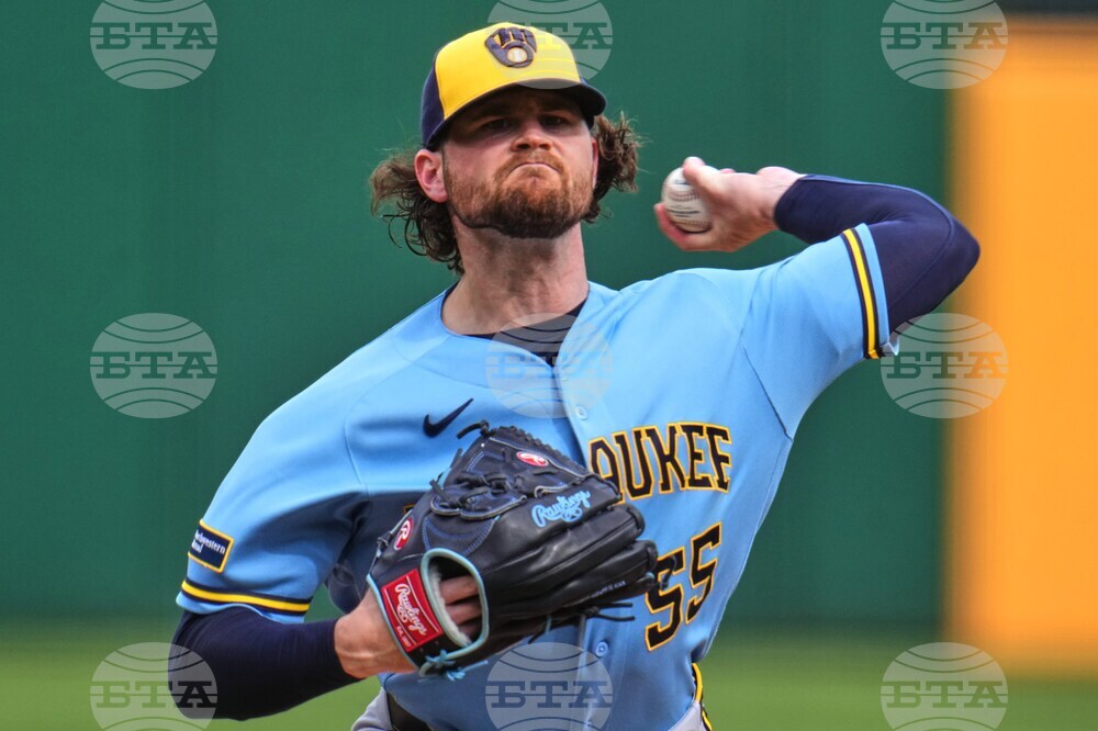 Brewers Pirates Baseball