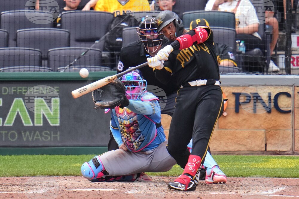 Brewers Pirates Baseball