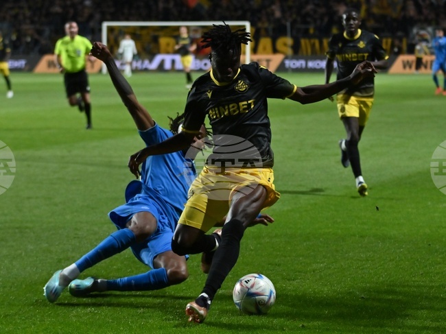 Пловдив - футбол - Ботев (Пловдив) - Левски (София)