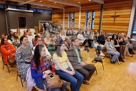 Швейцария - Цветана Манева - книга - представяне