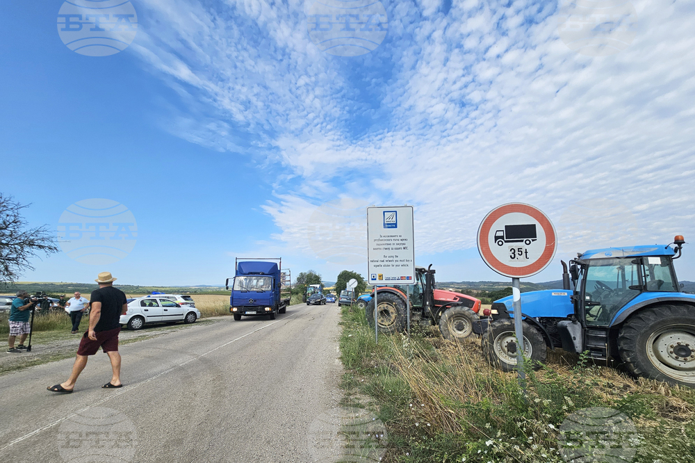 Farmers Block Ivaylovgrad–Kyprinos Crossing on Border with Greece over Truck Restrictions